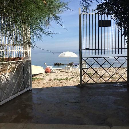 A Casa Di Giuseppe 2 Bed and Breakfast Carini Exterior foto