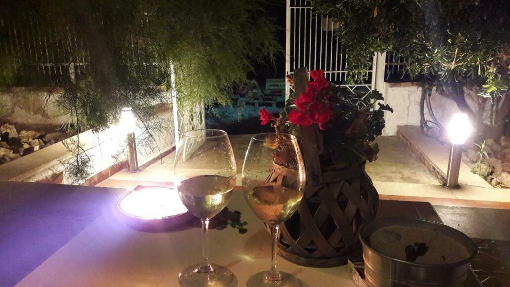 A Casa Di Giuseppe 2 Bed and Breakfast Carini Exterior foto